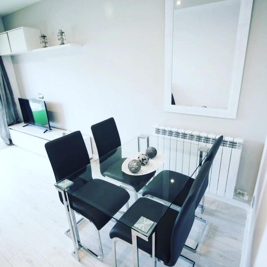 Family Deluxe Apartment Beach Castelldefels Ngoại thất bức ảnh