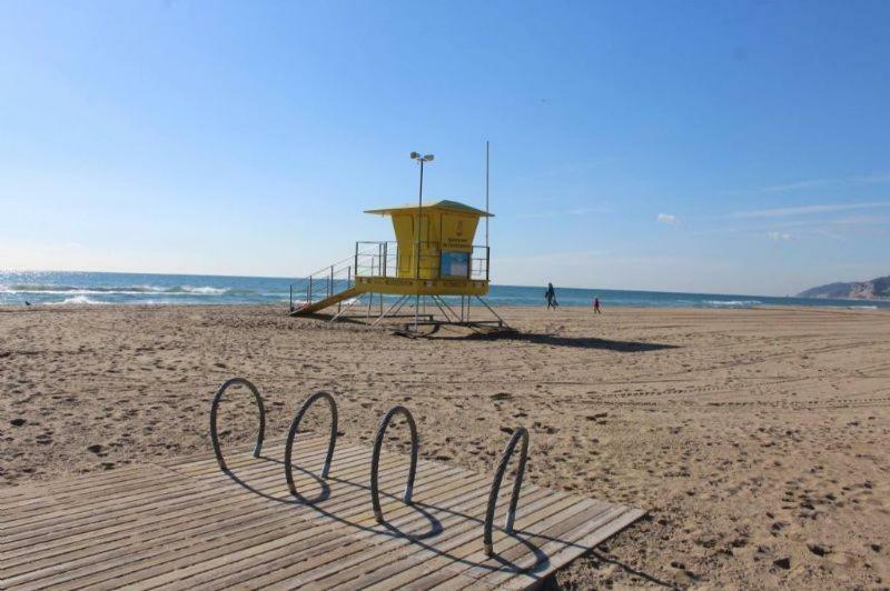 Family Deluxe Apartment Beach Castelldefels Ngoại thất bức ảnh